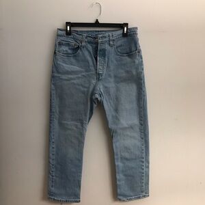 Levi 501 Medium Wash Denim Jeans